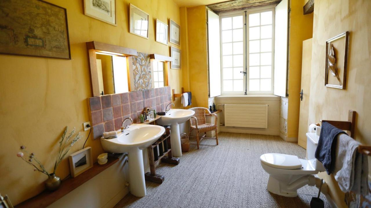 Chambre Jaune Manoir De La Vove Perche Bed & Breakfast Corbon  Exterior photo