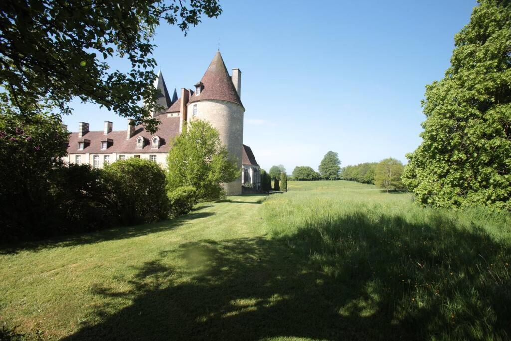 Chambre Jaune Manoir De La Vove Perche Bed & Breakfast Corbon  Exterior photo