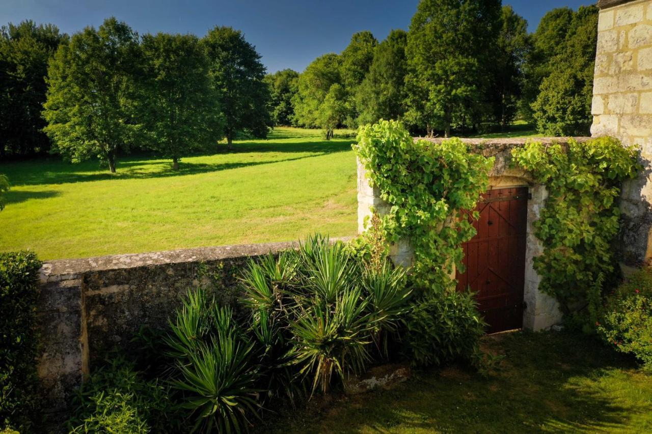 Chambre Jaune Manoir De La Vove Perche Bed & Breakfast Corbon  Exterior photo